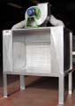 cabina verniciatura secco 3 fronti vista di lato mini cabina di verniciatura a secco con 3 fronti aspiranti vista laterale